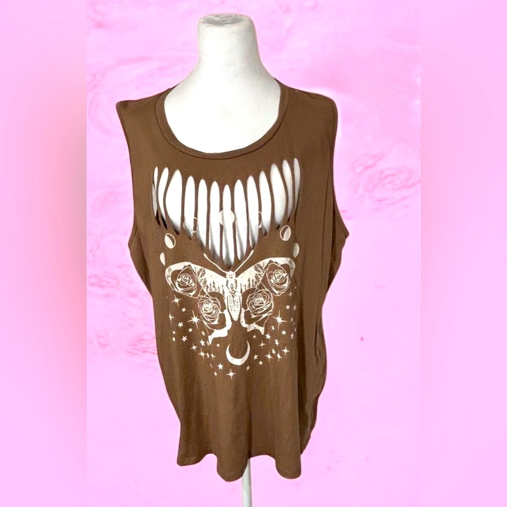 Organic Generation Brown T-Shirt. 3X. Runs small. NWOT. Great Condition.